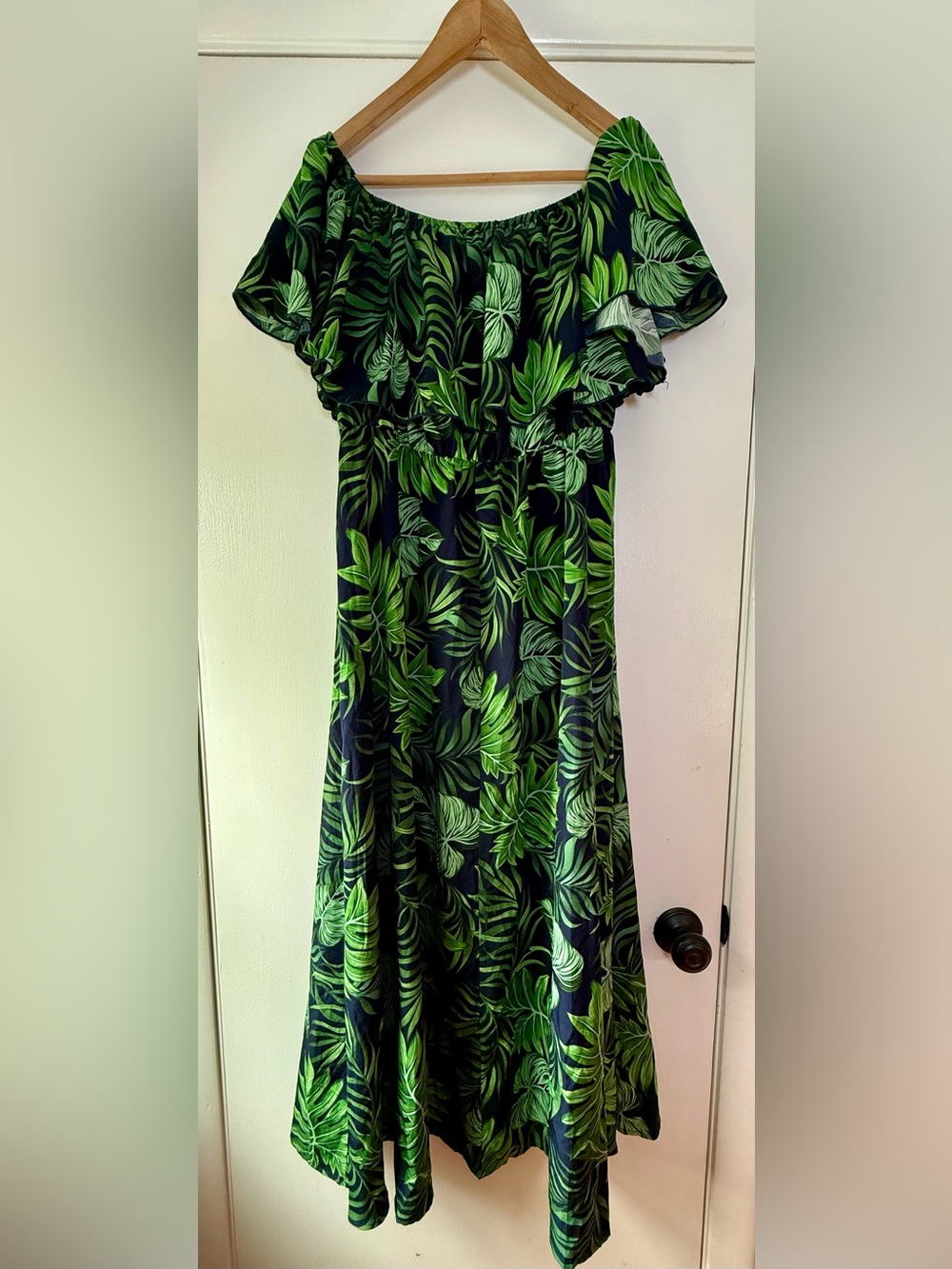 Cupshe Margot Tropical Palm Green Maxi Dress Resortwear Vacation Flirty Coquette - Picture 12 of 12